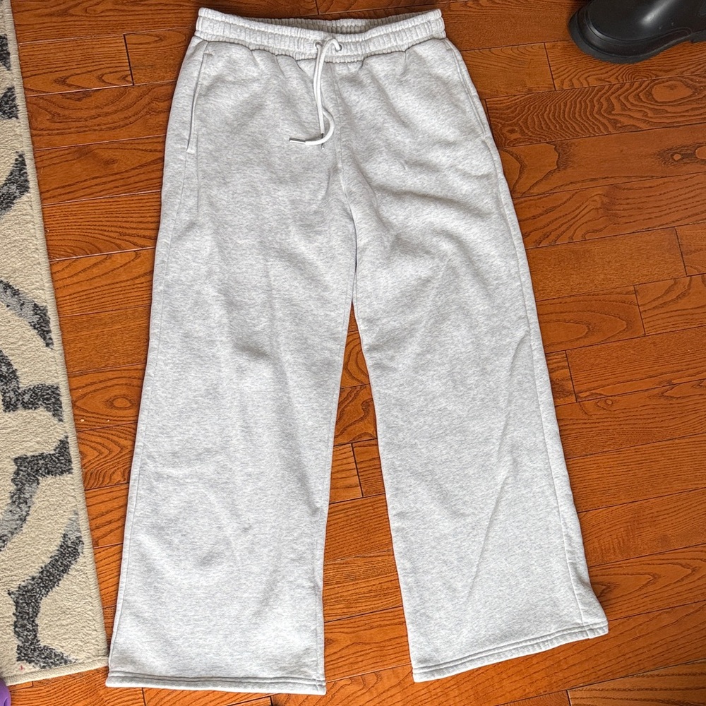 Abercrombie & Fitch Gray Wide Leg Cozy Sweatpants